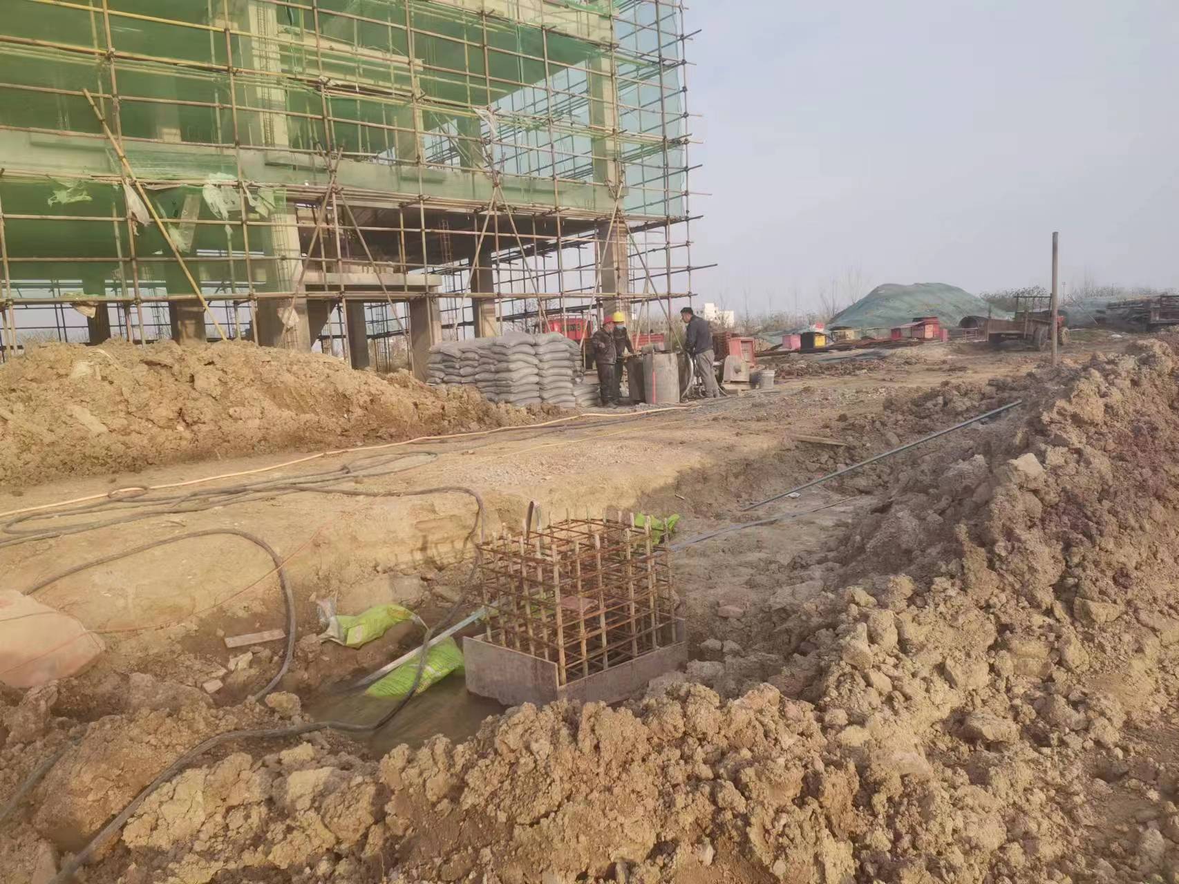 杜尔伯特当桥梁出现裂缝的时候应该及时加固修补